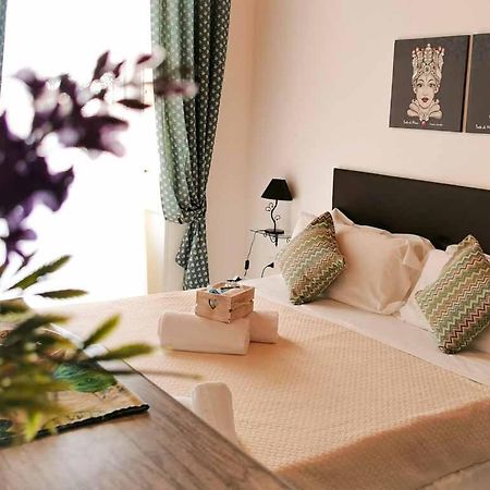 אבולה "Suliscenti" Dimora Siciliana B&B מראה חיצוני תמונה