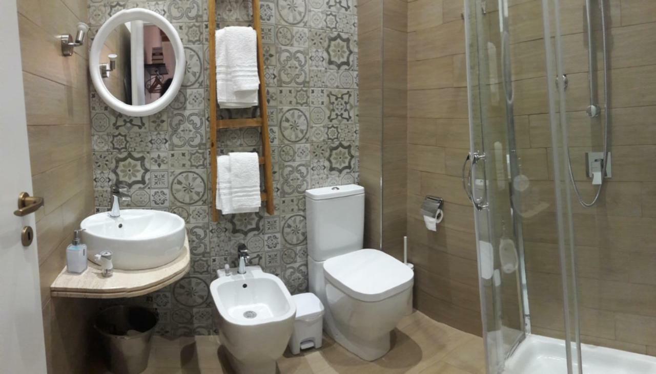 אבולה "Suliscenti" Dimora Siciliana B&B מראה חיצוני תמונה