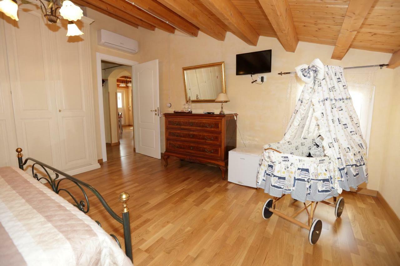 אבולה "Suliscenti" Dimora Siciliana B&B מראה חיצוני תמונה