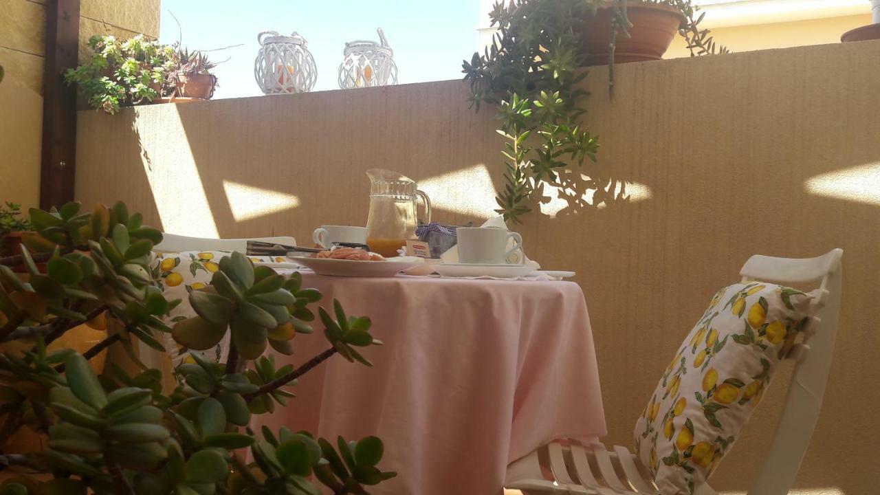 אבולה "Suliscenti" Dimora Siciliana B&B מראה חיצוני תמונה